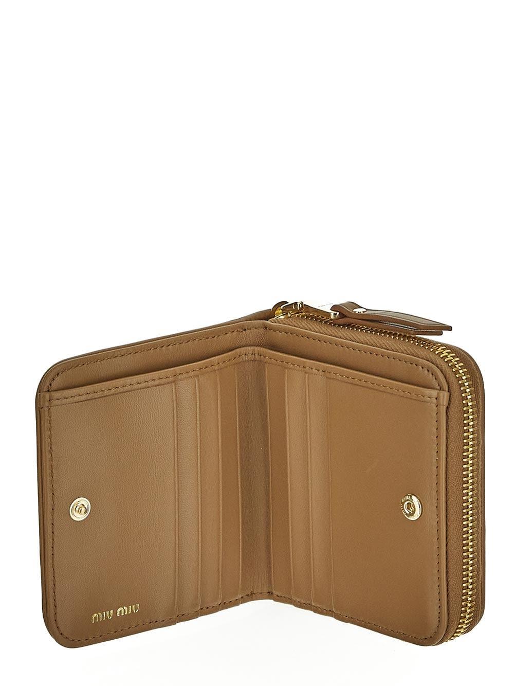 Oluxury Miu Miu Logo Wallet