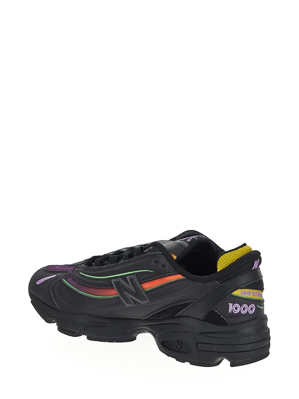 Oluxury New Balance 1000 Sneaker