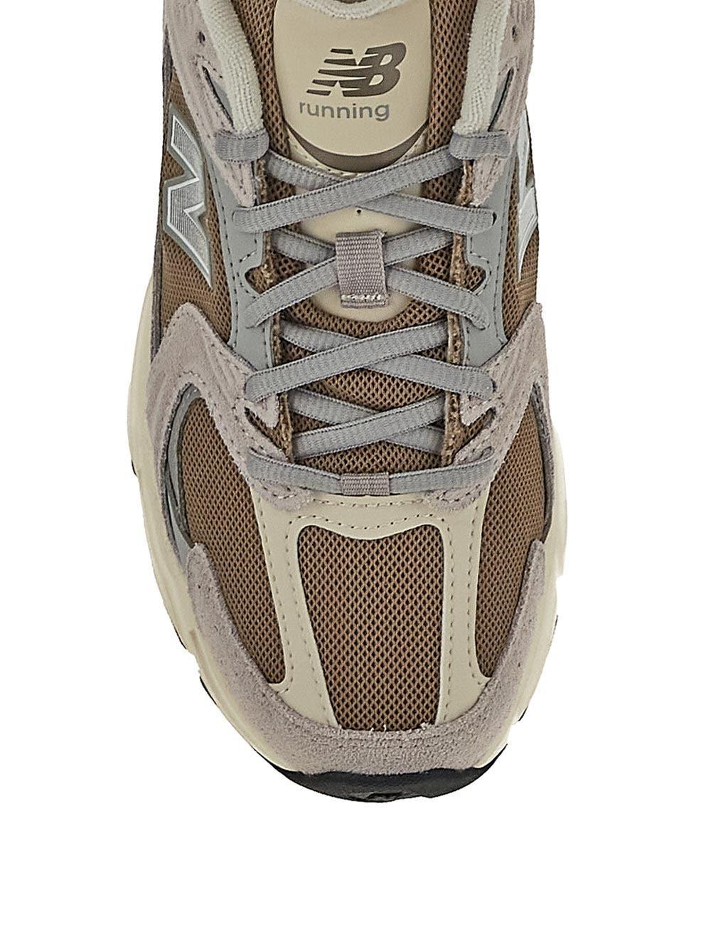 Oluxury New Balance 530 Sneaker