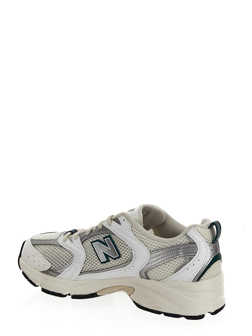 Oluxury New Balance 530 Sneaker