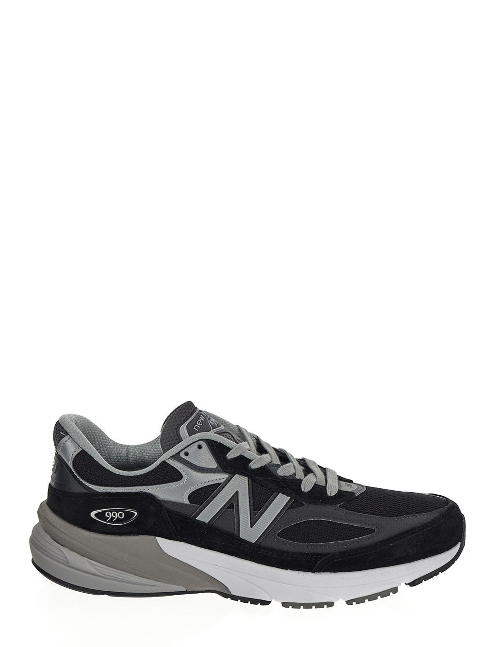 Oluxury New Balance 990 Sneaker