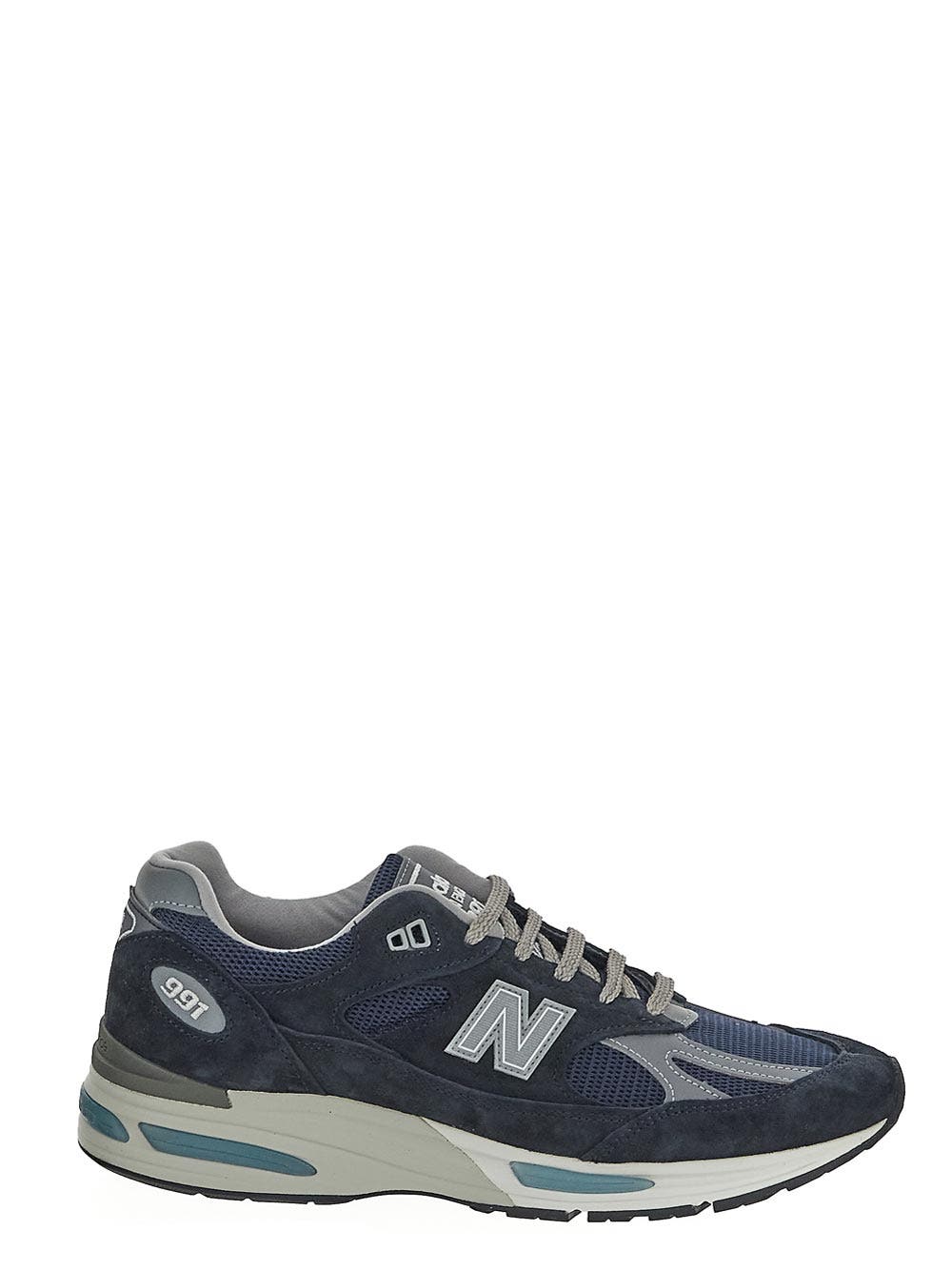 Oluxury New Balance 991 Sneaker