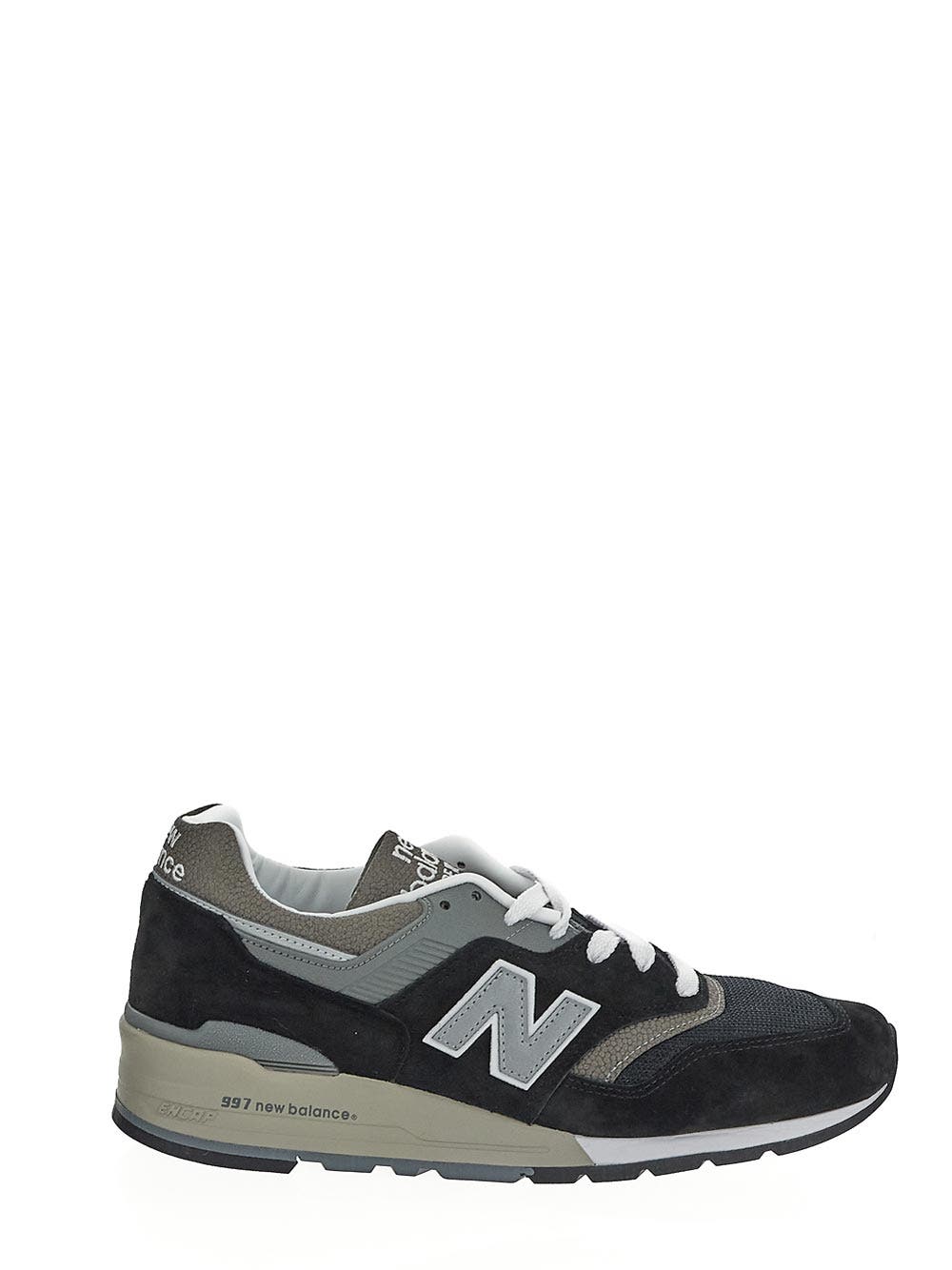 Oluxury New Balance 997 Sneaker