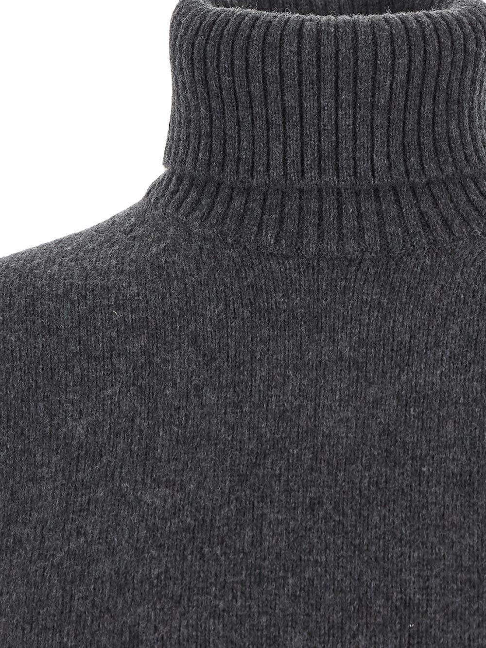 Oluxury Seven Gauge Turtleneck Sweater