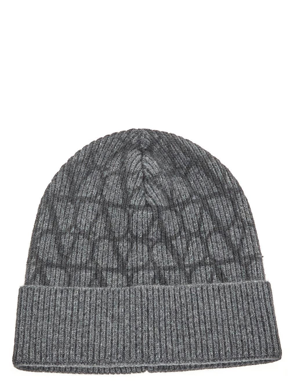 Oluxury Valentino Garavani Logo Beanie
