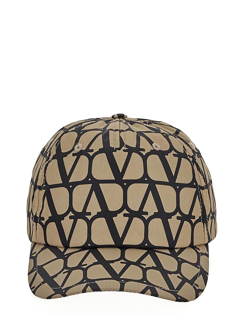 Oluxury Valentino Garavani Logo Cap