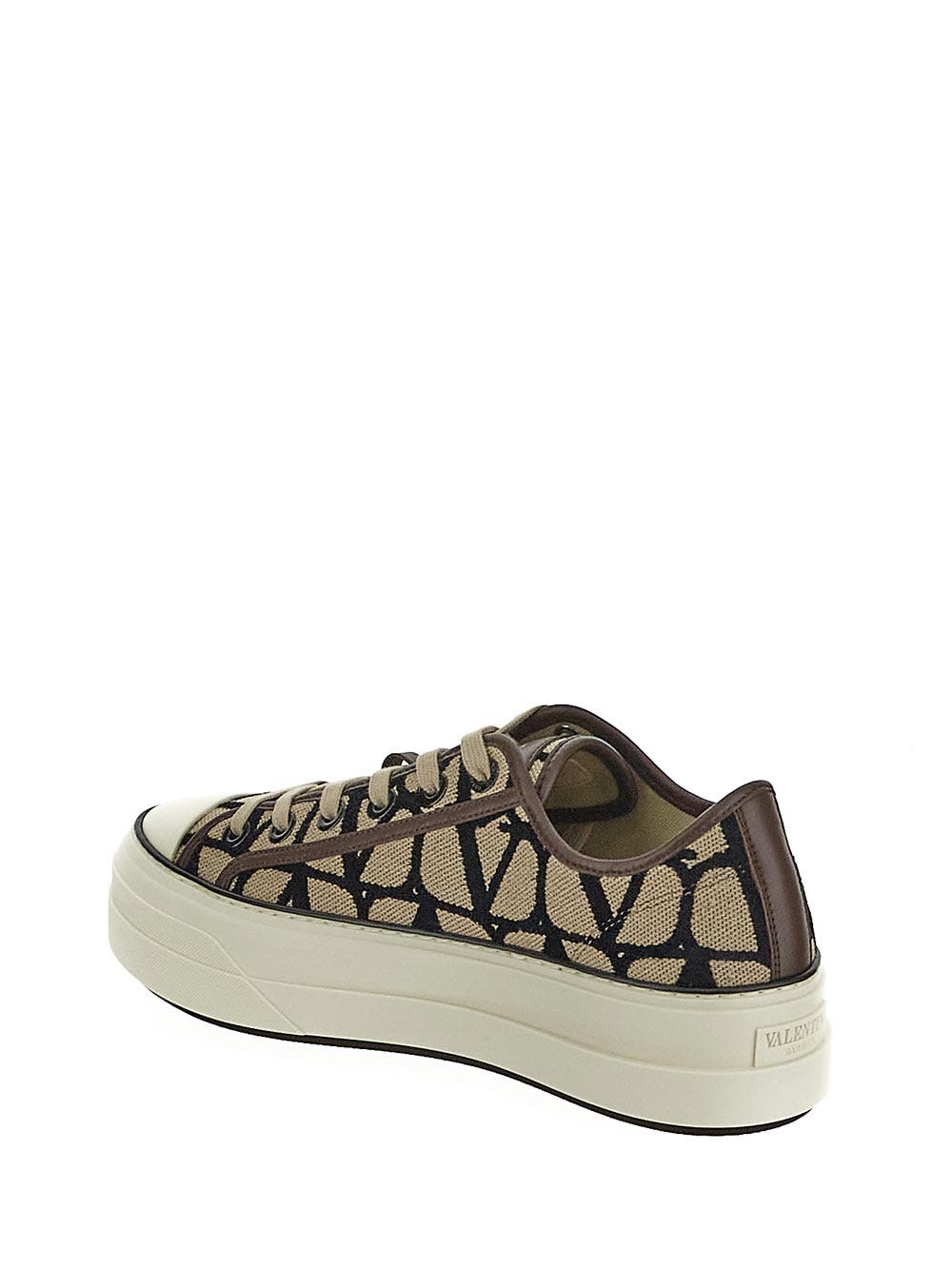 Oluxury Valentino Garavani Logo Sneaker