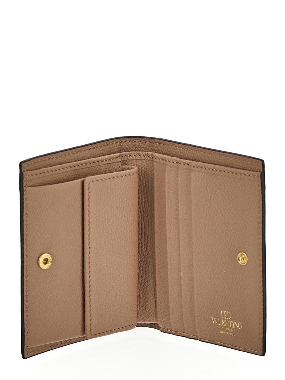 Oluxury Valentino Garavani V Logo Wallet