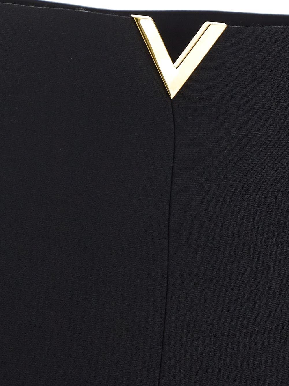 Oluxury Valentino Logo Short