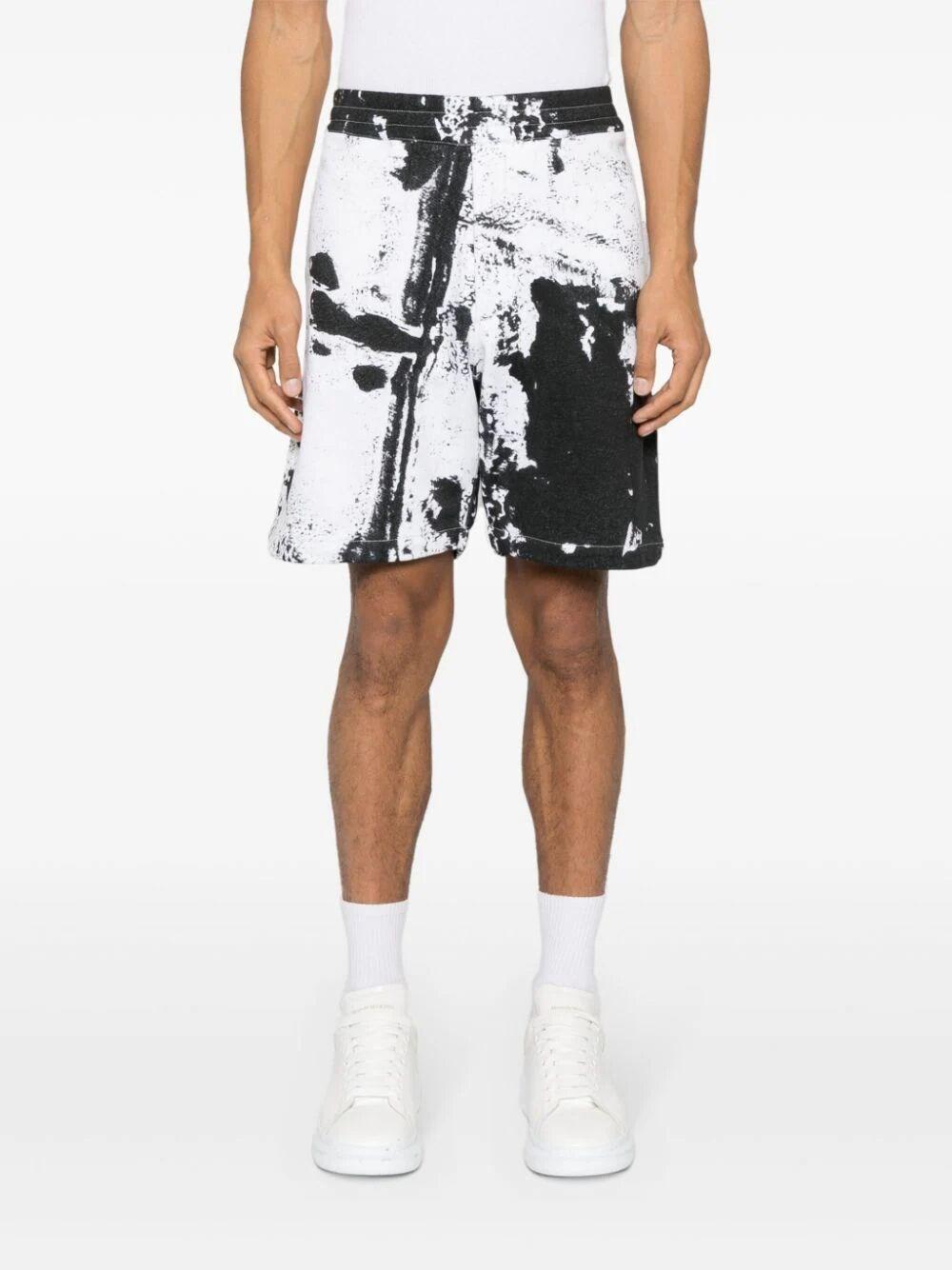 Alexander Mcqueen `Allover Fold` Print Shorts