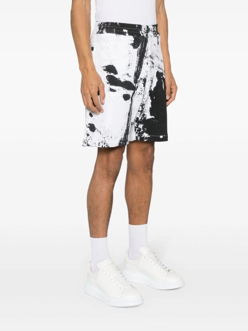 Alexander Mcqueen `Allover Fold` Print Shorts