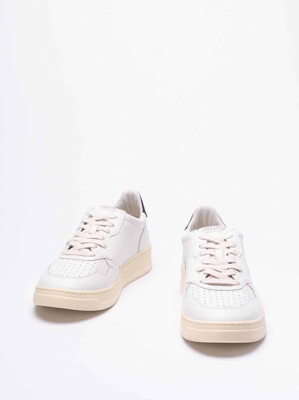 Autry `Medalist Low` Sneakers