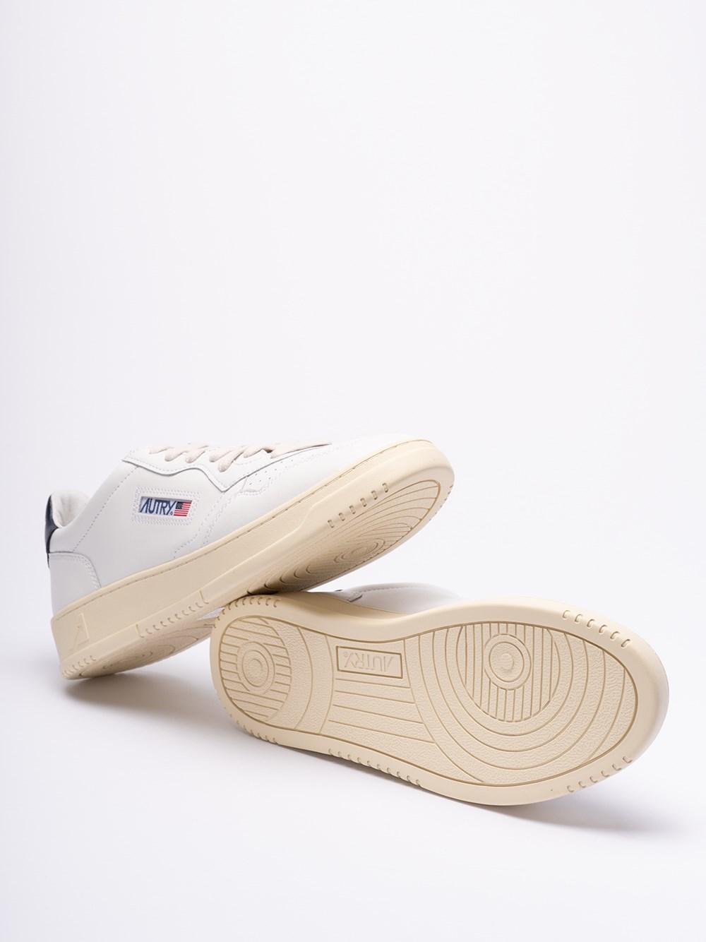 Autry `Medalist Low` Sneakers