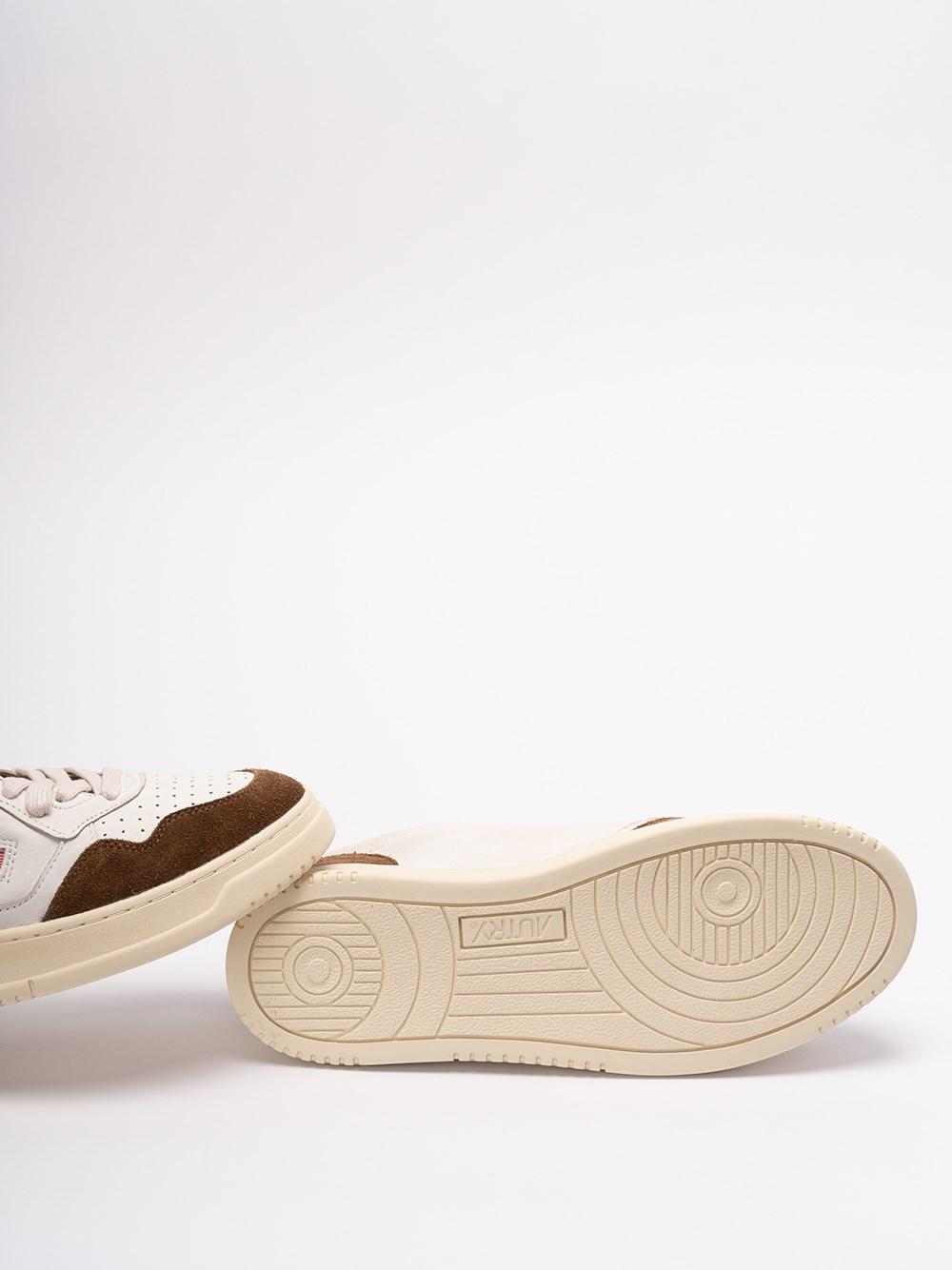 Autry `Medalist` Low-Top Sneakers