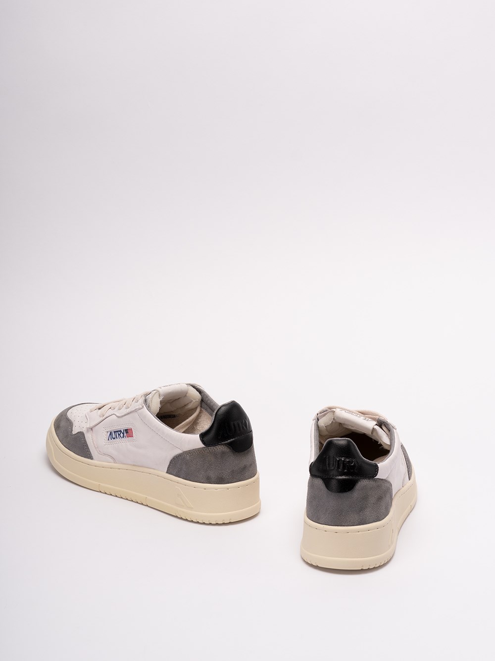 Autry `Medalist` Low-Top Sneakers