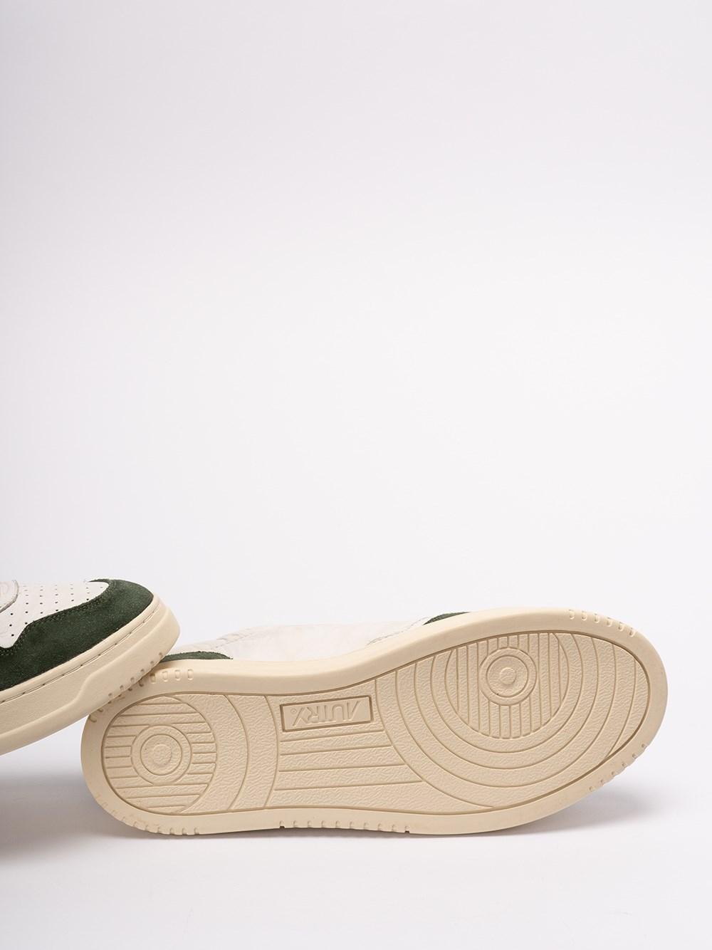 Autry `Medalist` Low-Top Sneakers