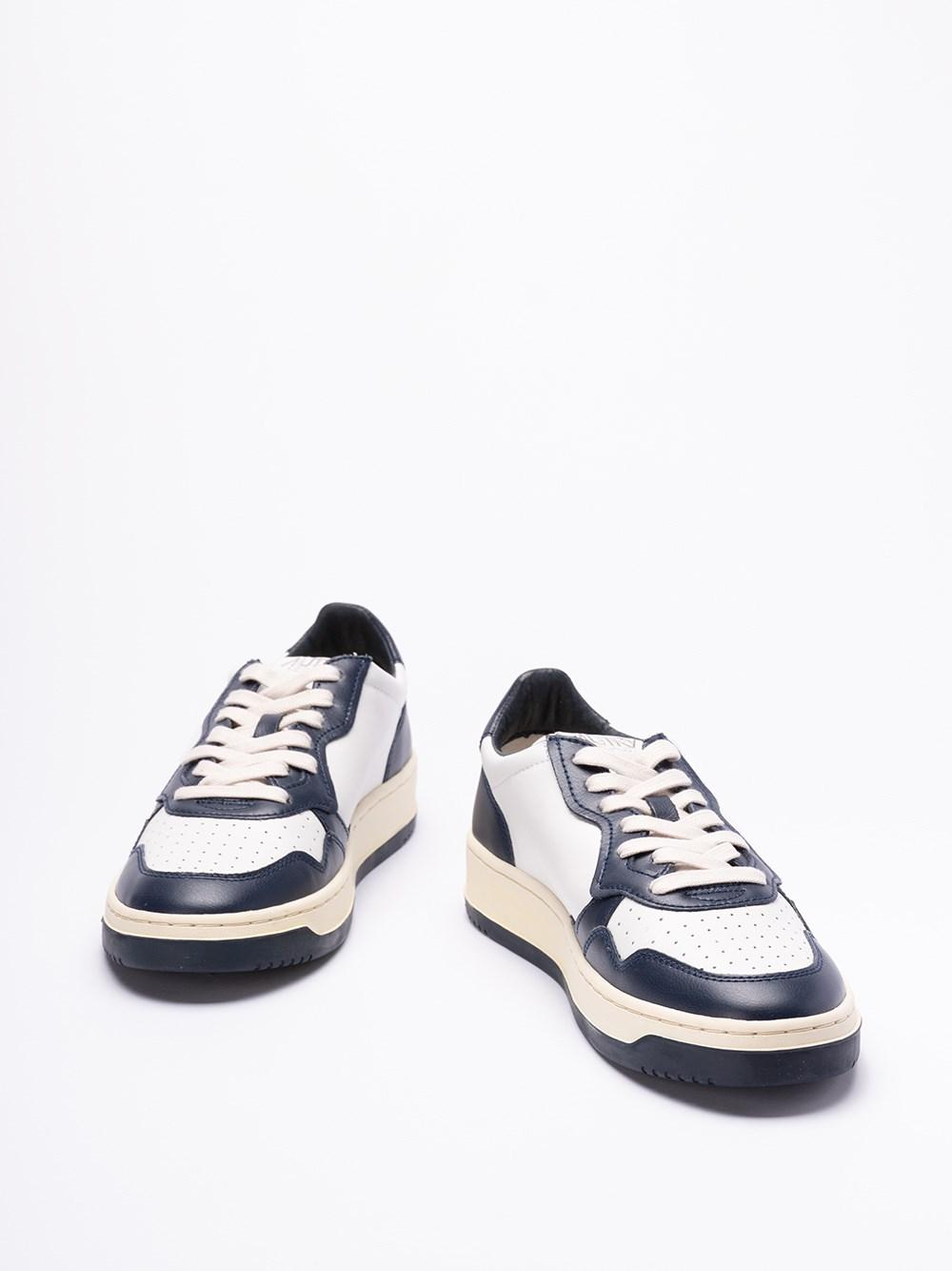 Autry `Medalist` Low-Top Sneakers