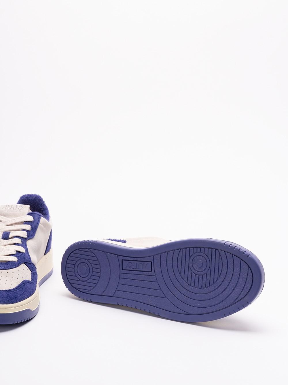 Autry `Medalist` Low-Top Sneakers