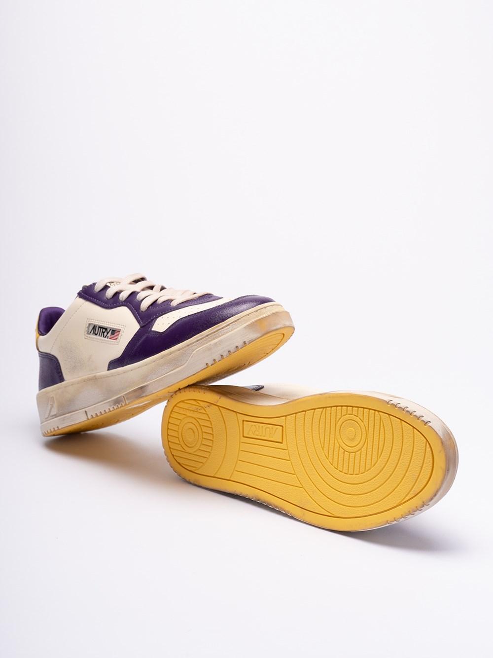 Autry `Sup Vint` Low-Top Sneakers