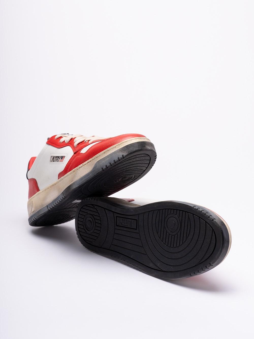 Autry `Sup Vint` Low-Top Sneakers