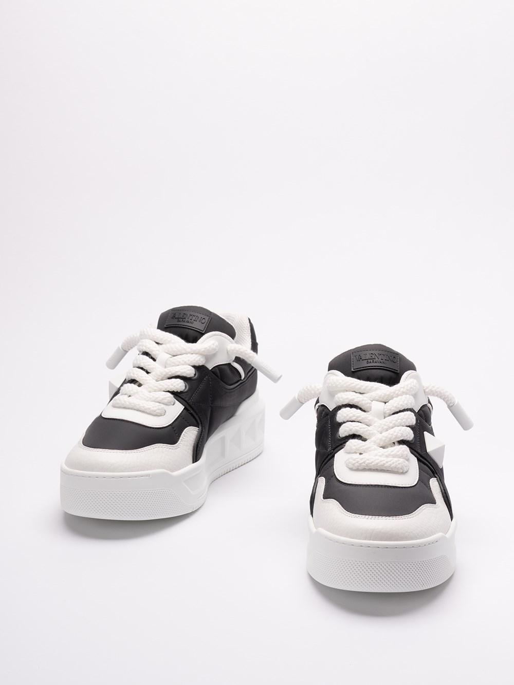 Valentino Garavani `One Stud XL` Sneakers