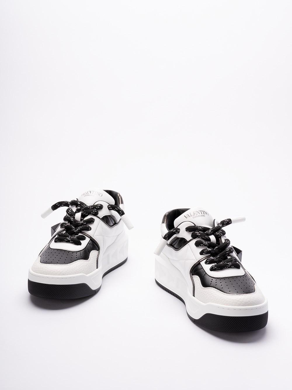 Valentino Garavani `One Stud XL` Sneakers