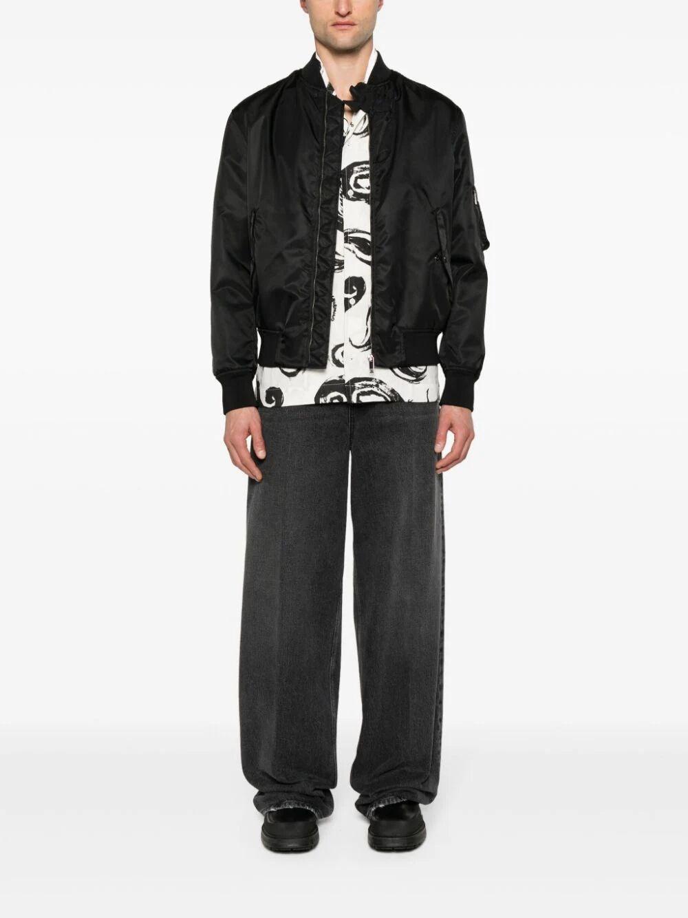 Valentino Garavani `V Detail` Jeans