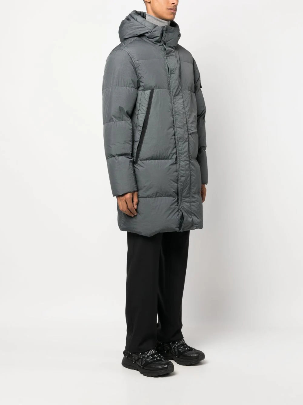 STONE ISLAND 70323 Garment Dyed Crinkle Reps Recycled Nylon Down