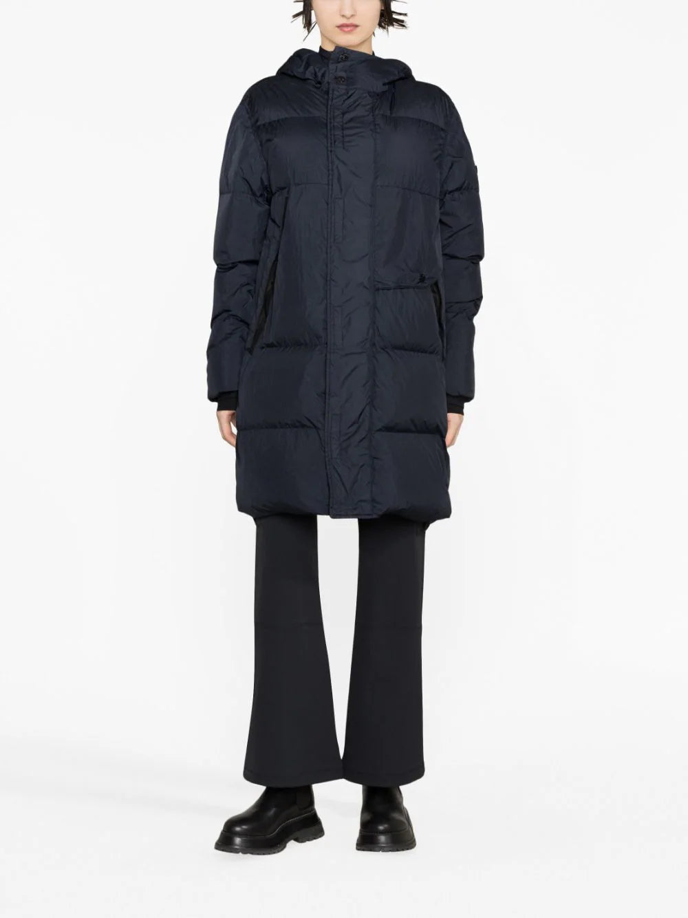 STONE ISLAND 70323 Garment Dyed Crinkle Reps Recycled Nylon Down