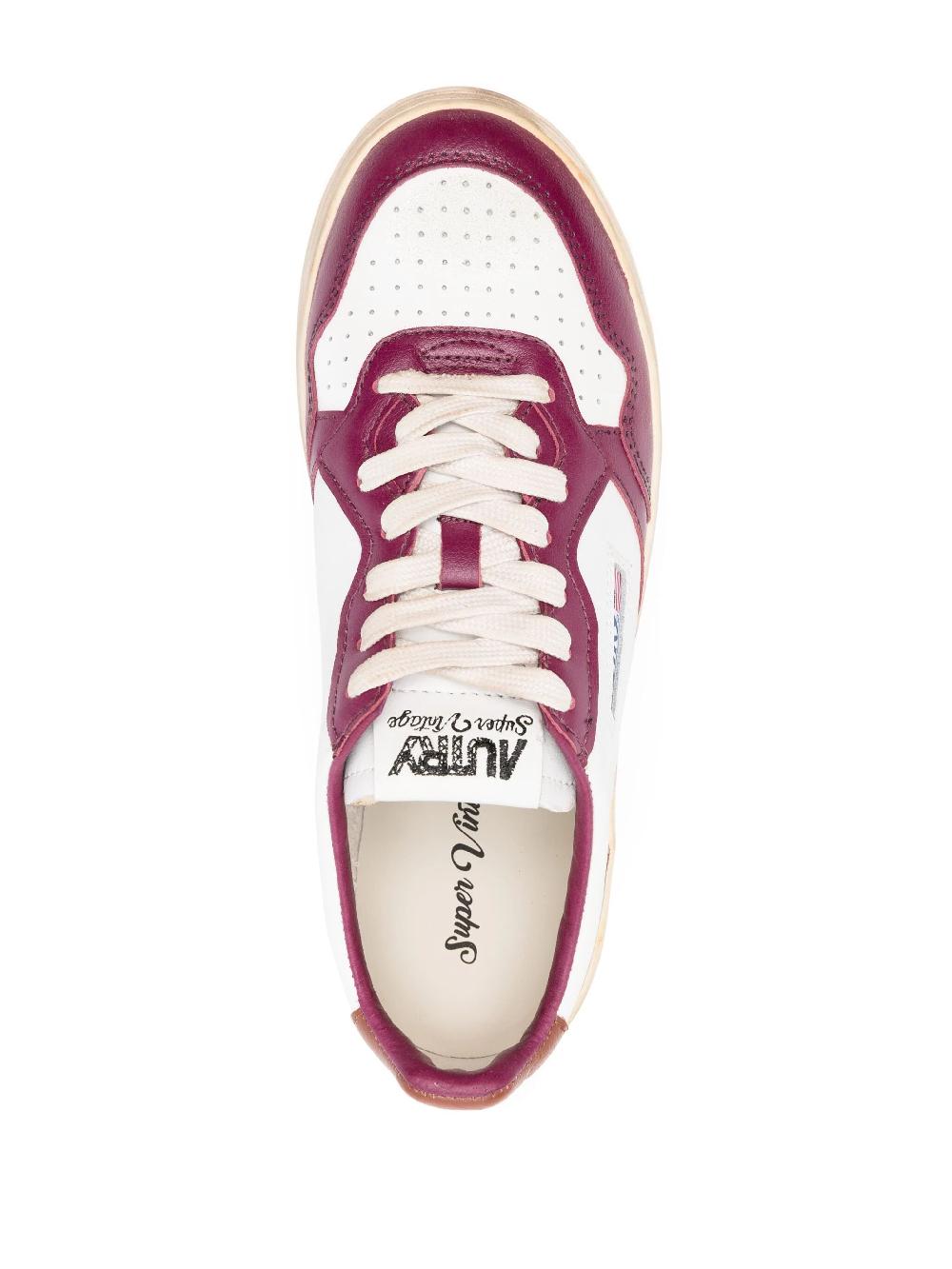AUTRY Super Vintage Medalist Low Sneakers