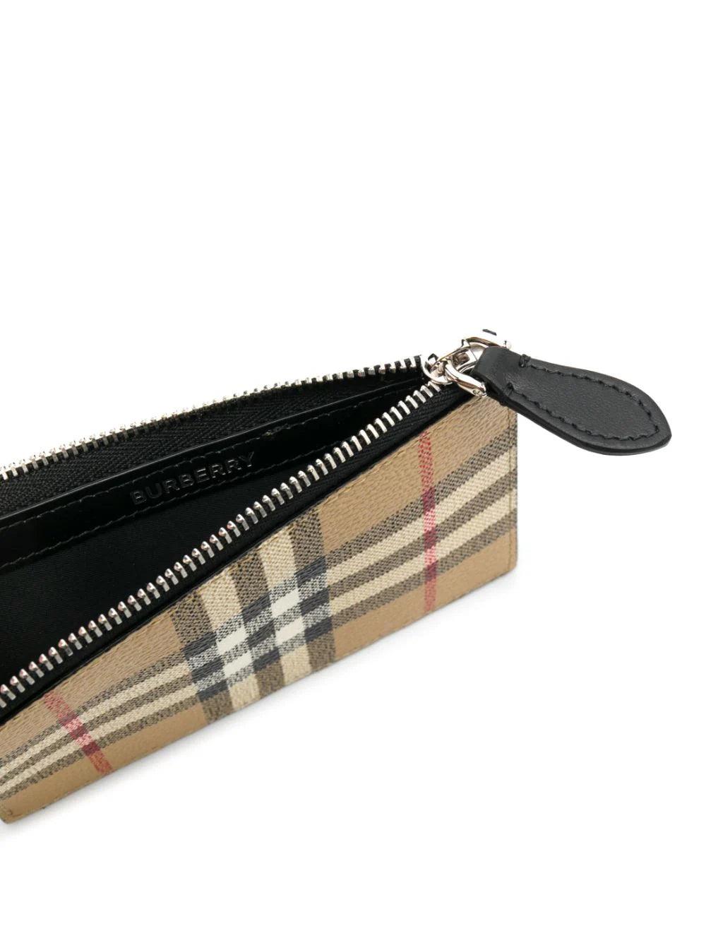 Burberry Vintage Check Zip Card Case