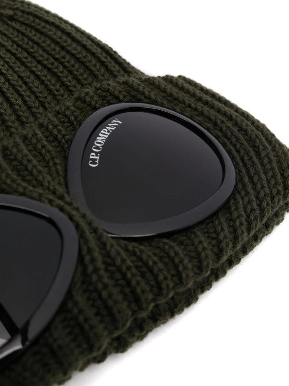 CP COMPANY Beanie With Goggles Detail