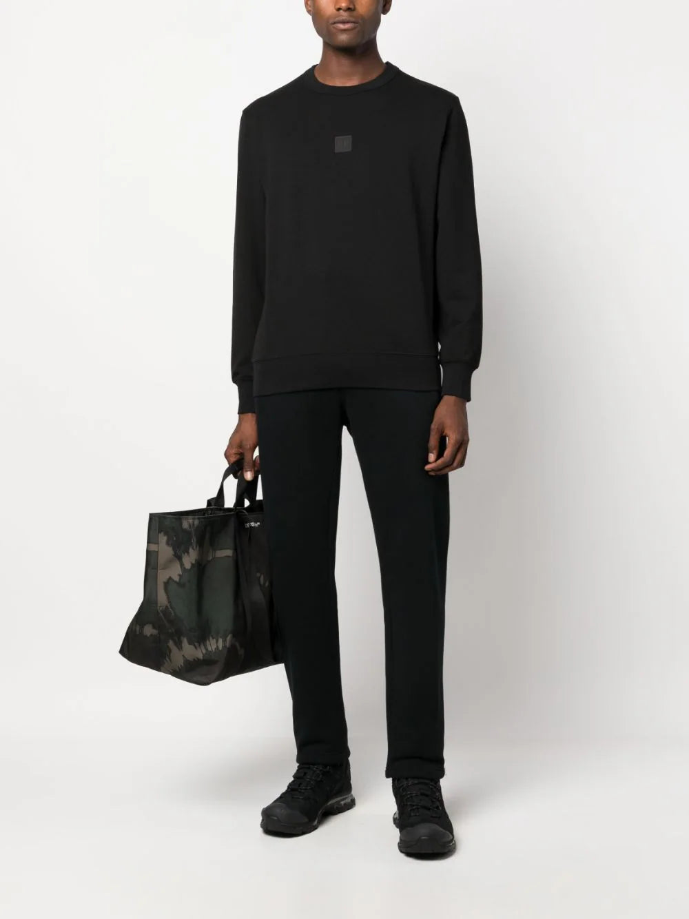CP COMPANY Metropolis Series Logo Badge Sweatshirt
