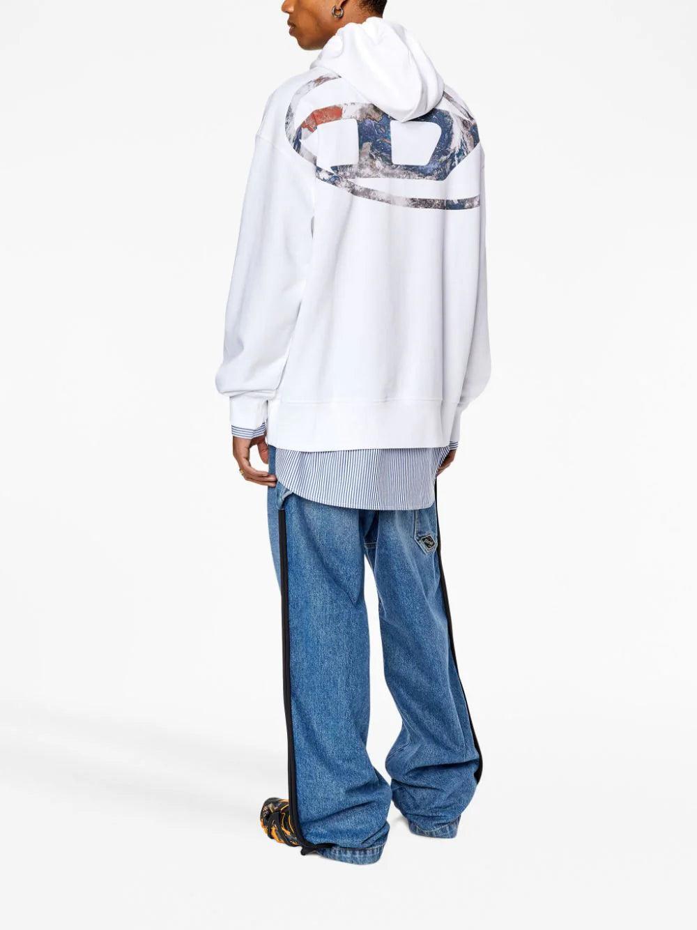 DIESEL S-macs-hood-l4