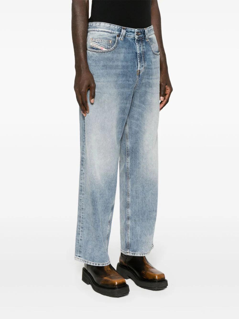 DIESEL Straight Jeans 2001 D-macro 09h57