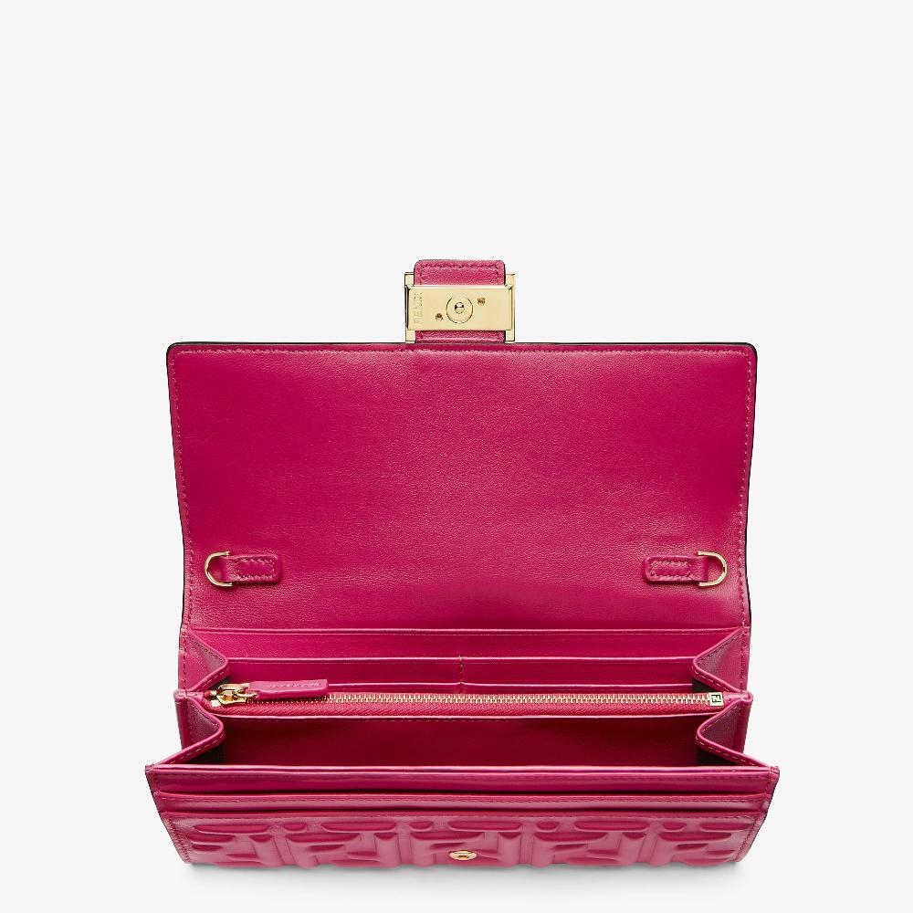 FENDI Baguette Continental Wallet With Chain