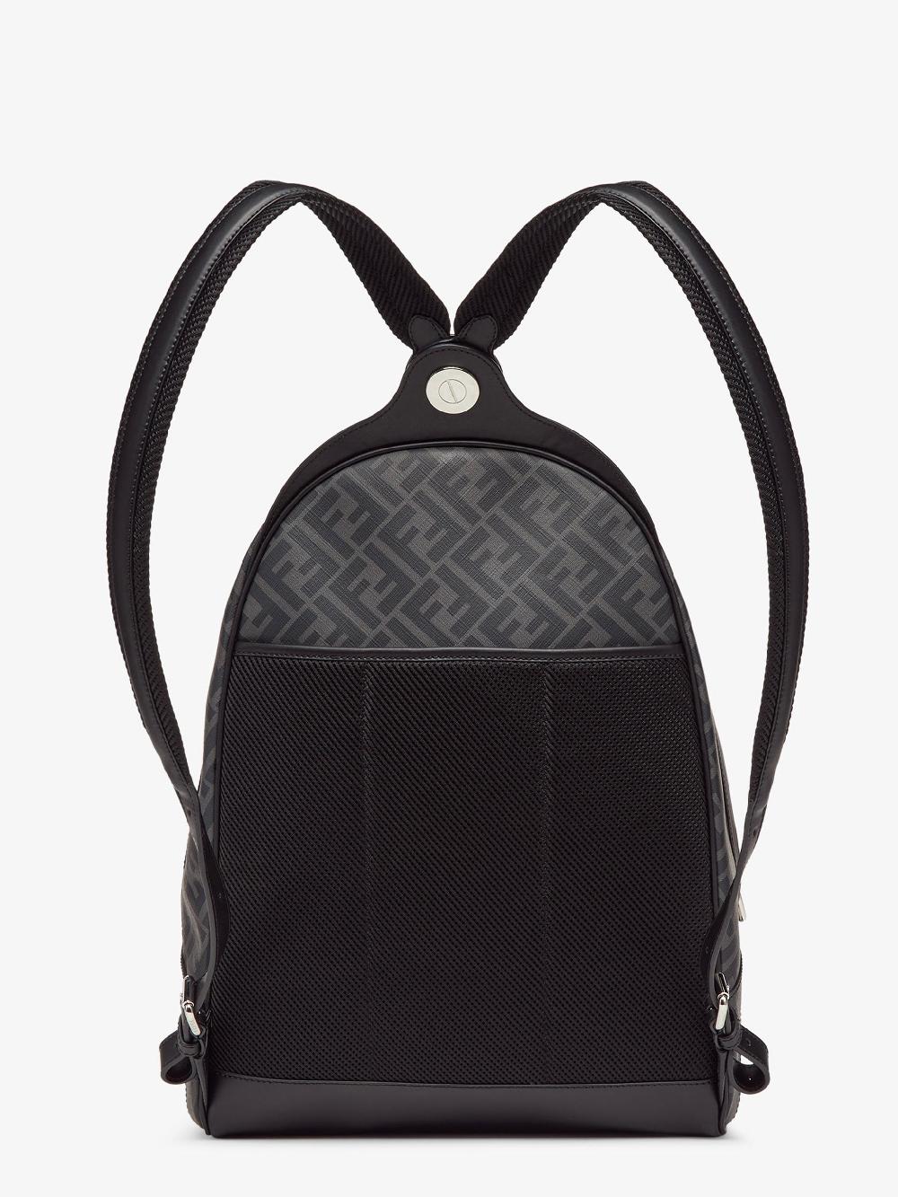 FENDI Fendi Chiodo Medium Fendi Diagonal