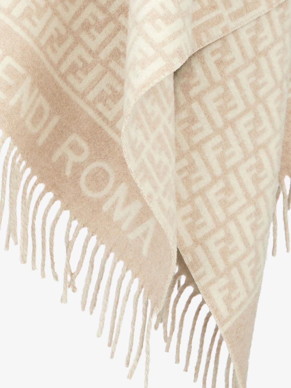 FENDI Ff Poncho