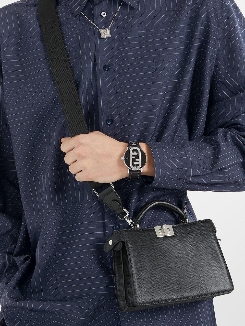 FENDI Round Watch With O’lock Logo