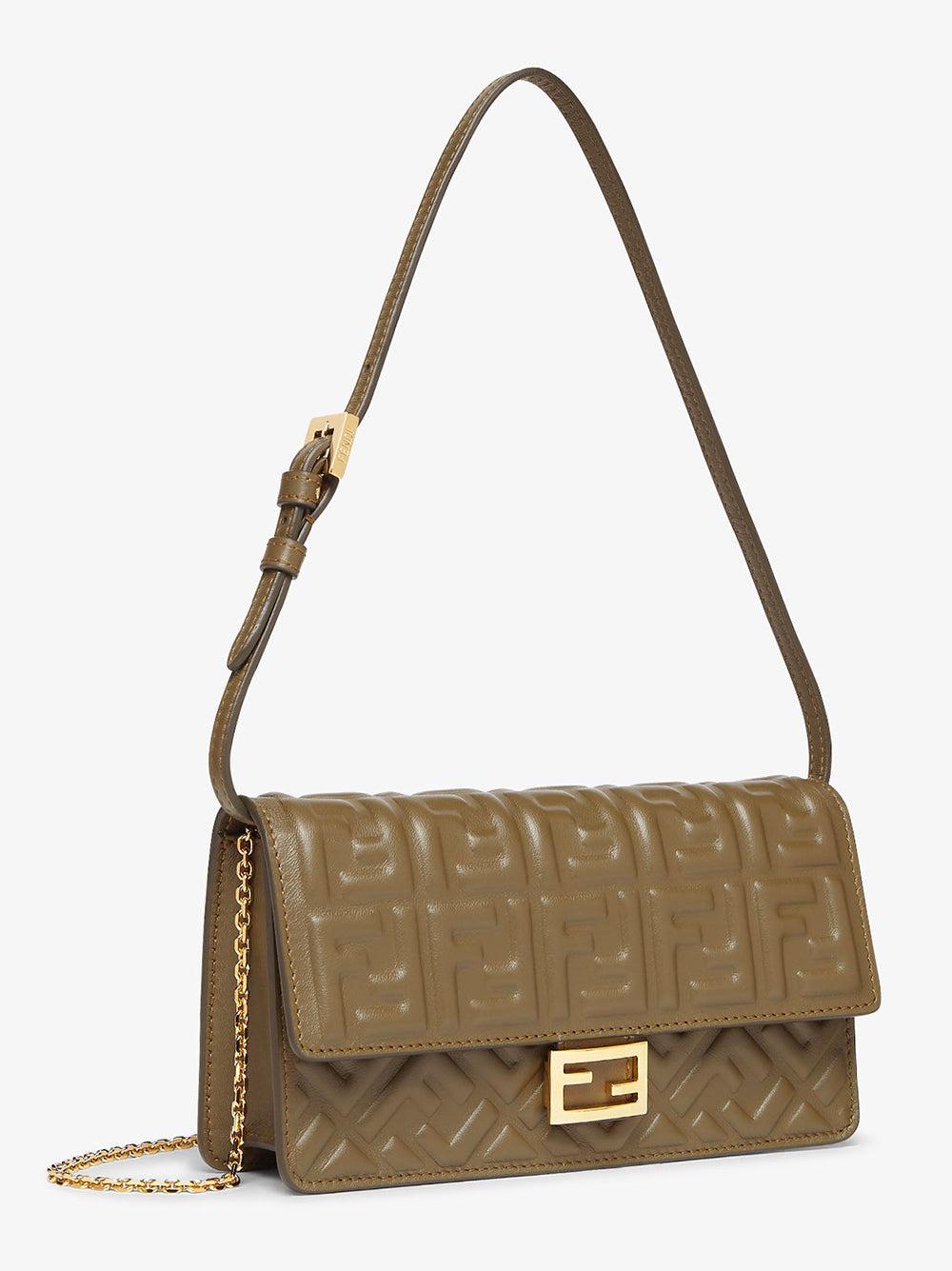 FENDI Wallet On Chain Baguette