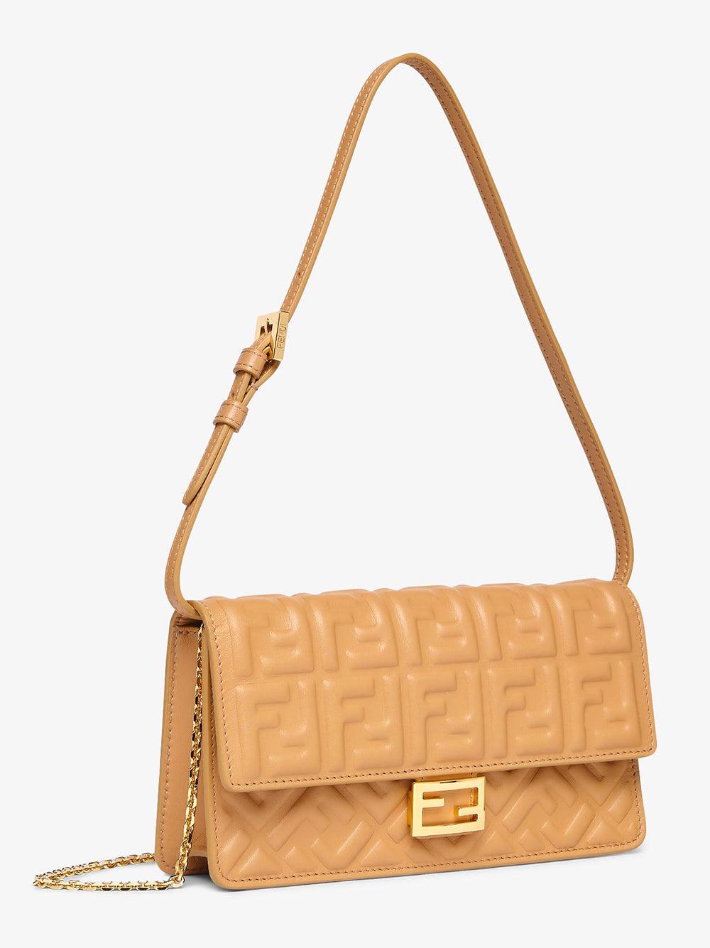 FENDI Wallet On Chain Baguette