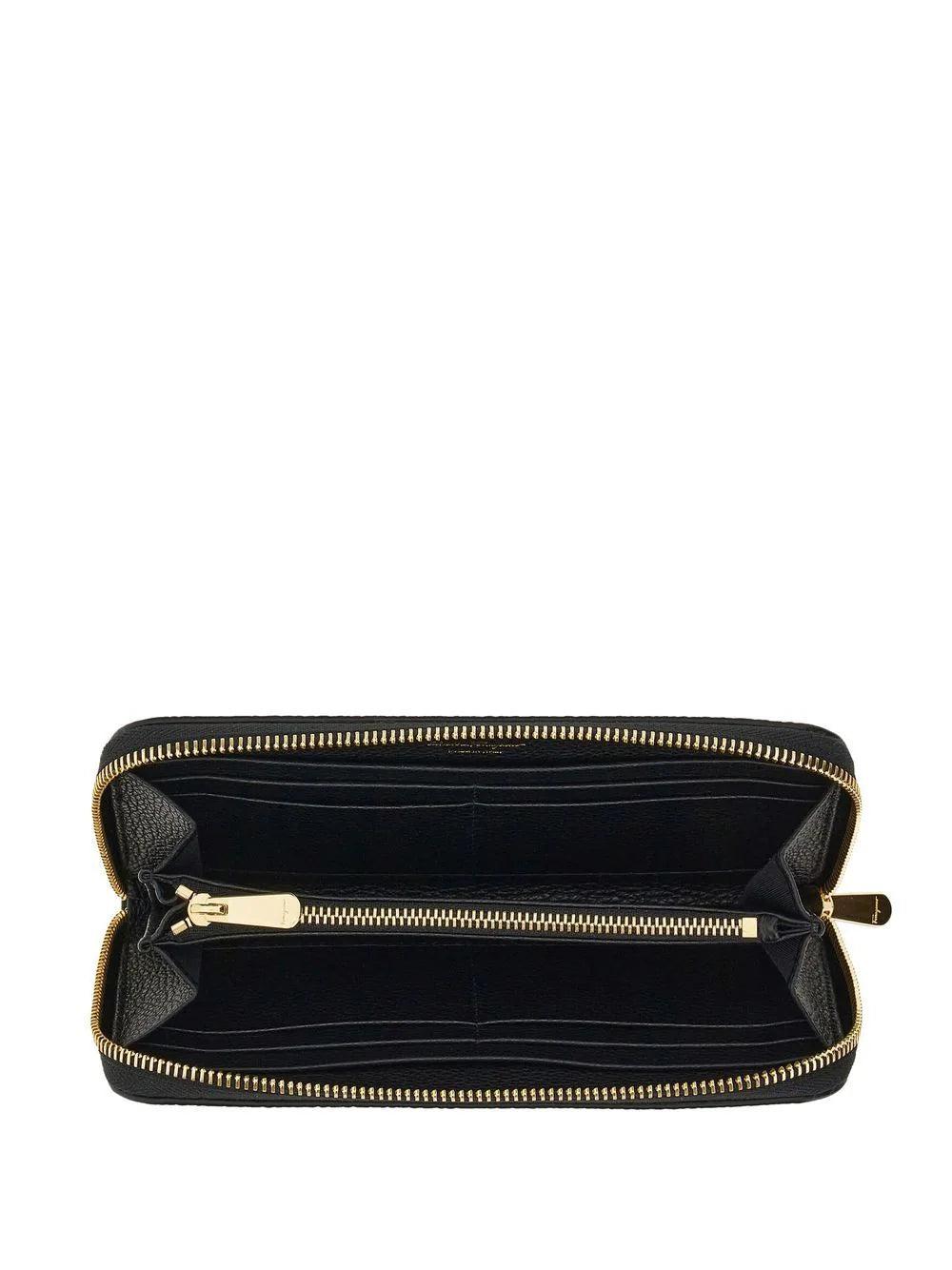 FERRAGAMO Gancini Continental Wallet