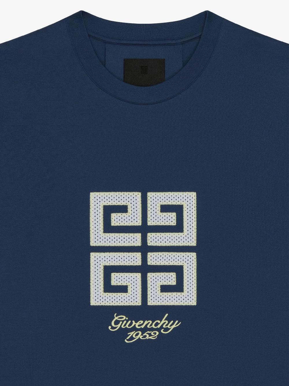 Givenchy 4g T-shirt In Cotton