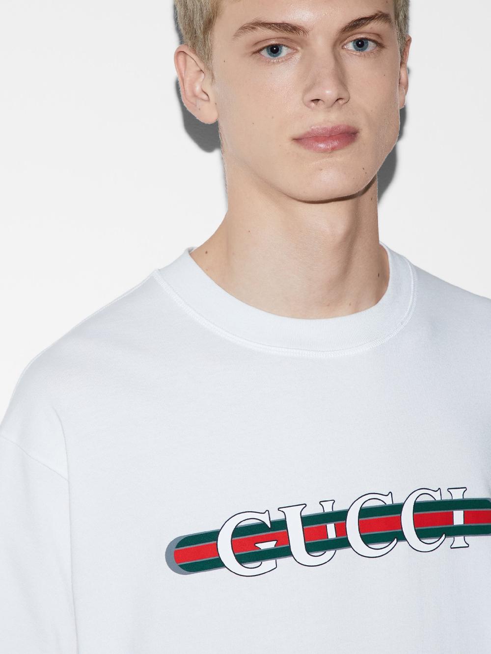 GUCCI T-shirt With Gucci Print