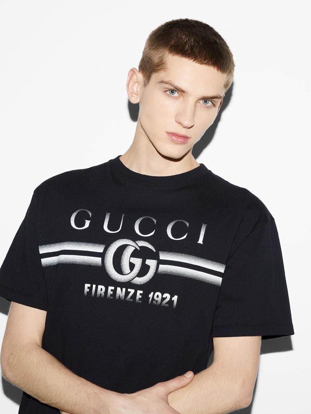 GUCCI T-shirt With Gucci Print