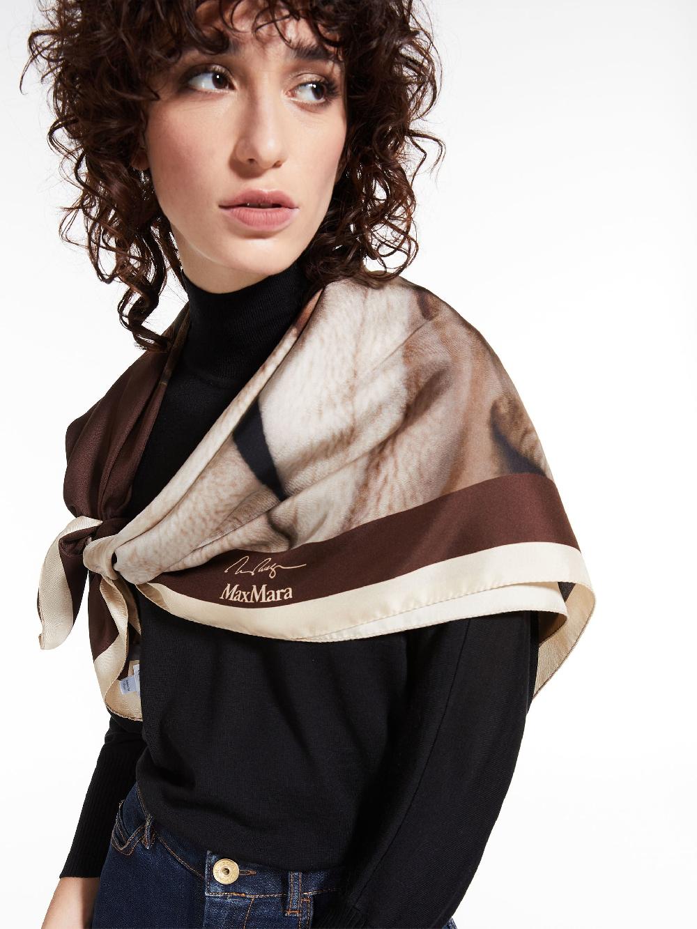 Max Mara Teddy Dog Scarf