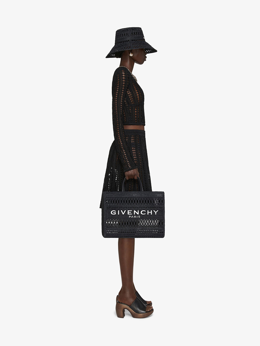 Givenchy Medium G-tote Shopping Bag In Laced Raffia