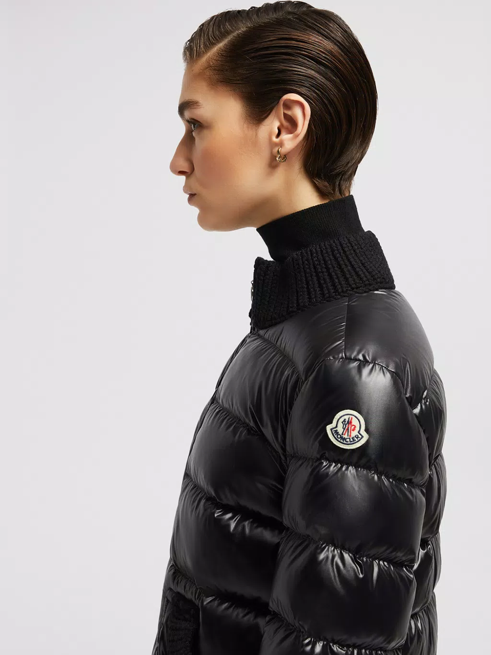 MONCLER Arcelot Short Down Jacket