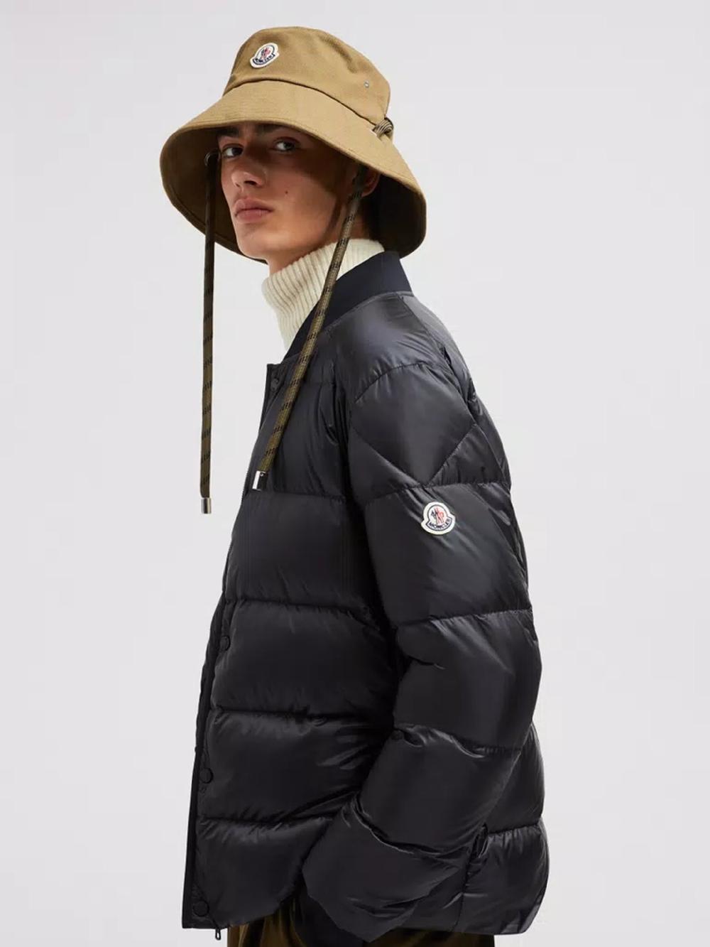 MONCLER Bazena Short Down Jacket