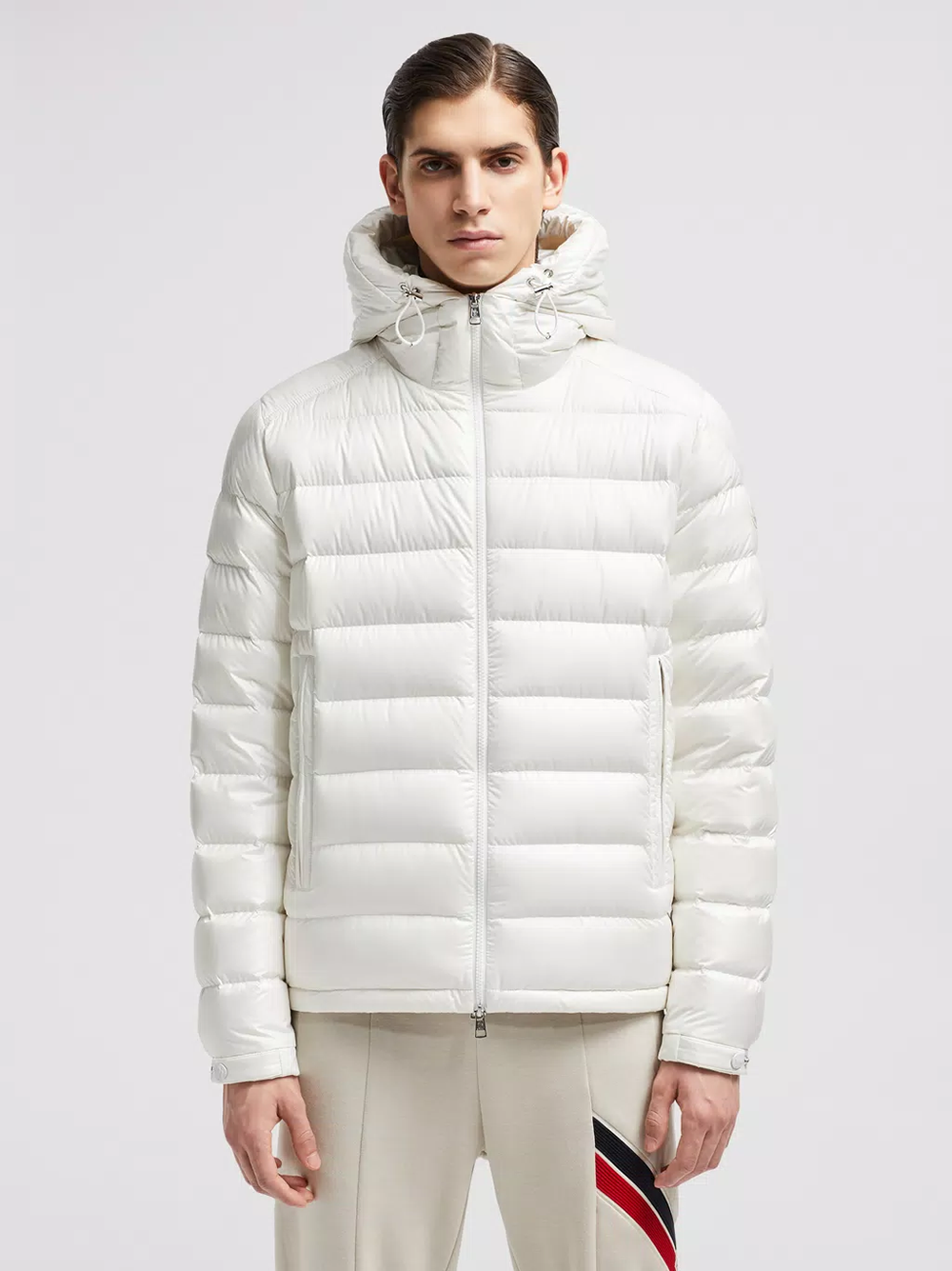 MONCLER Besines Short Down Jacket